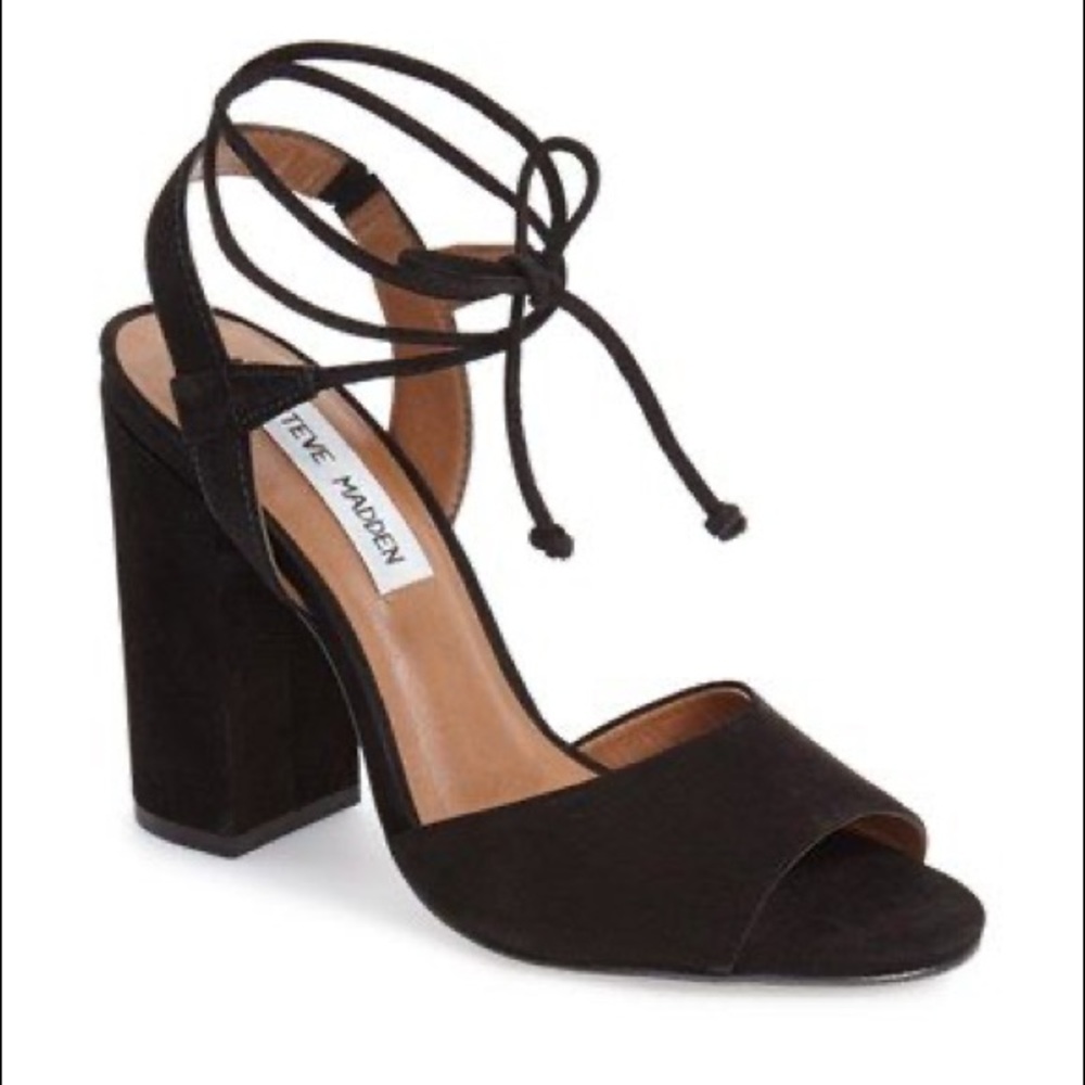Black Tie Up Chunky Heel